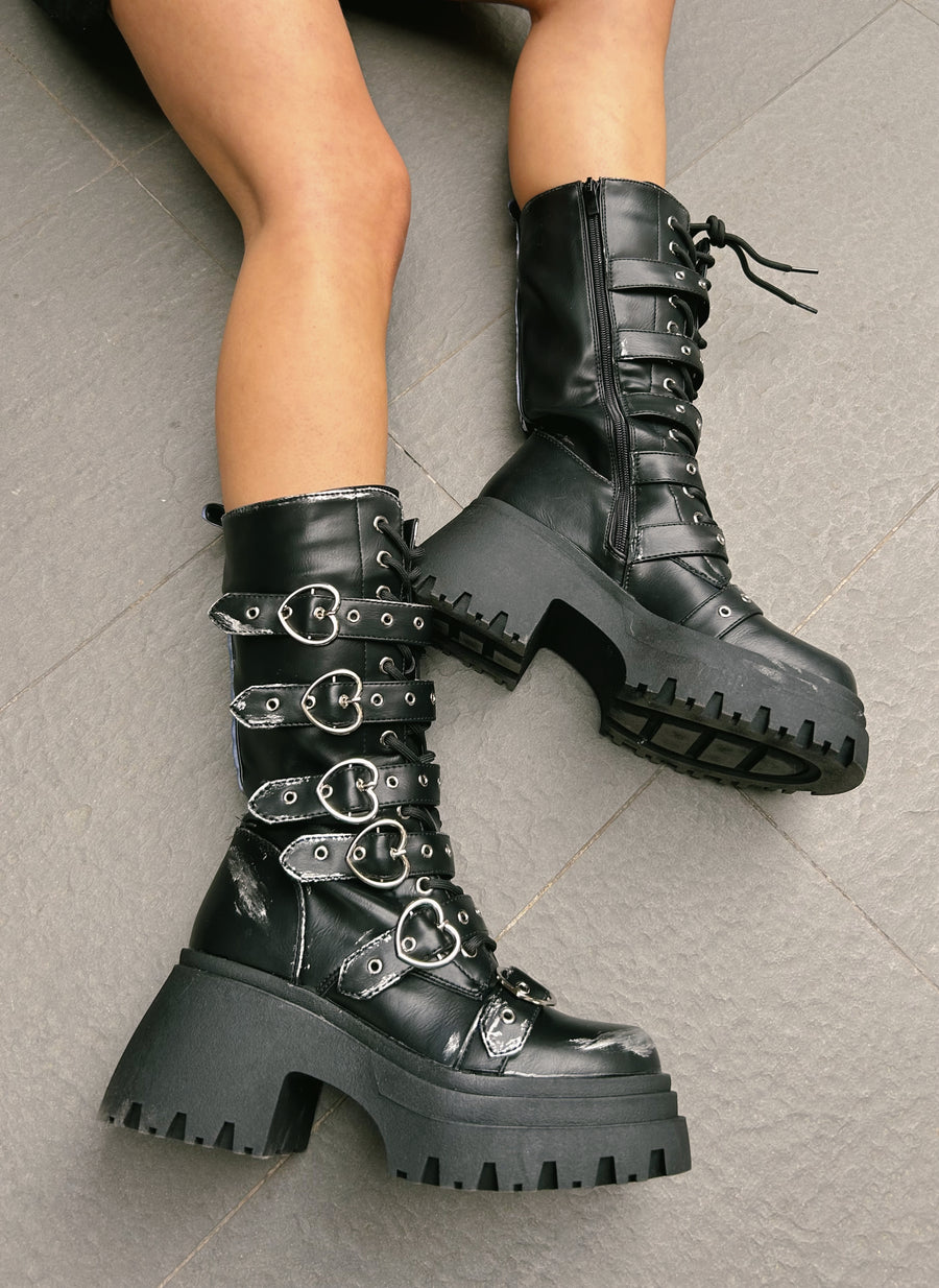 THE HEARTBREAKER BOOTS